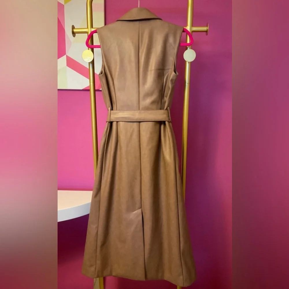 7 For All Mankind Sleeveless Faux-Leather Trench Vest/Jacket in Brown/Tan Color - Picture 3 of 13